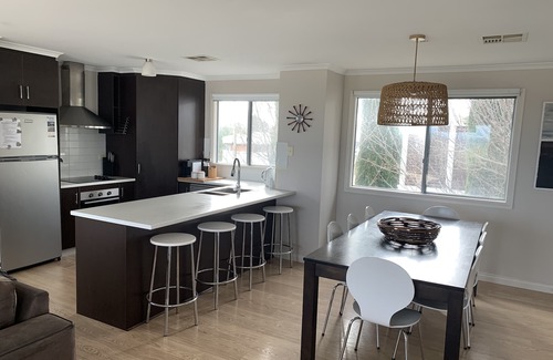 Aldinga Beach House | Golden Glow Getaway, Aldinga Beach. Previously Purple Pearl