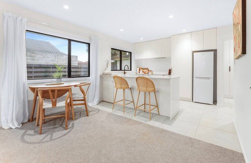 Cambridge House | Golden Grove - Cambridge Holiday Home