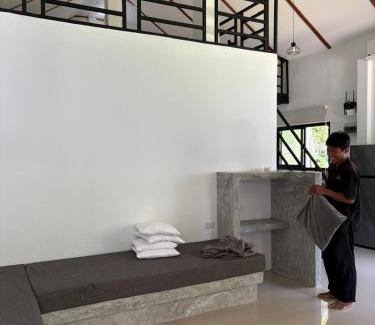 Wok Tum Resort | Golden Hill Resort