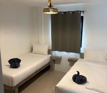 Wok Tum Resort | Golden Hill Resort