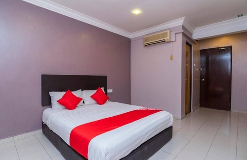 Taman Johor Jaya Hotel | Golden Horse Hotel