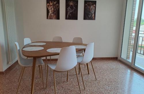 Mirano Apartment | Golden House Venice Yellow - Mirano