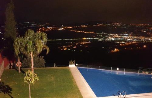 Lamego Bed & Breakfast | Golden Mirror