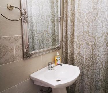 Tirgu Jiu House | Golden Pension