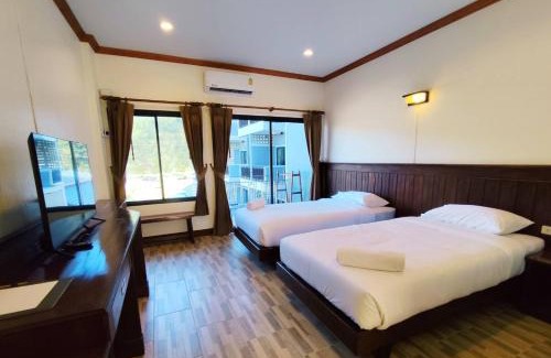 Khuekkhak Hotel | Golden sand khaolak Resort