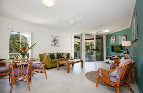 Yorkeys Knob Resort | Golden Sands Beachfront Resort