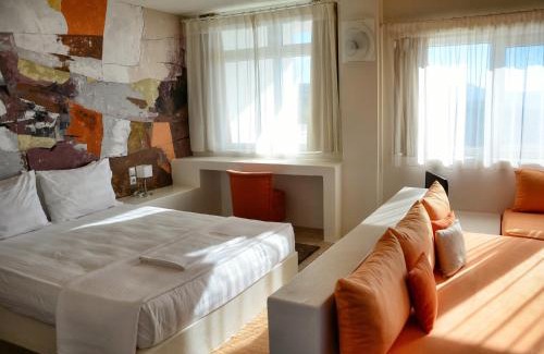 Nea Styra Apartment | Golden Sea View Suites