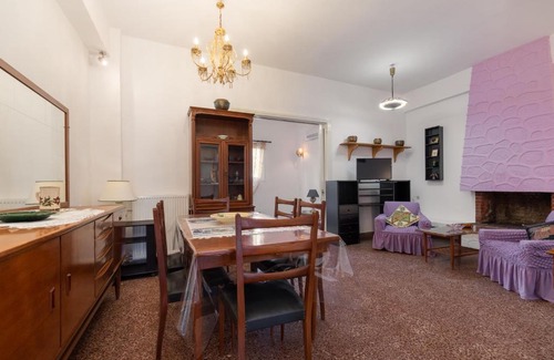 Salamis Villa | Golden Seaside House number 2