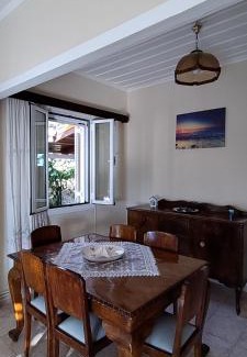 Argostoli House | Golden Sunset