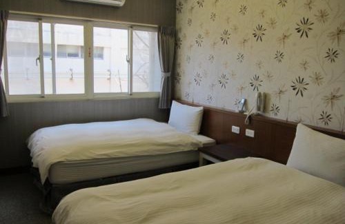 Xincheng House | Golden Sunshine