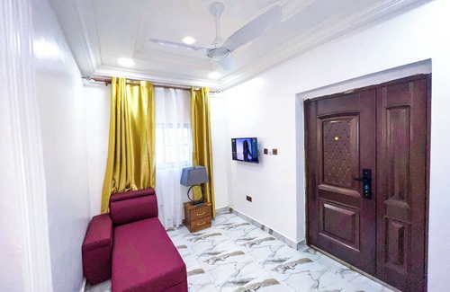 Nungua Hotel | Golden Touch Executive Hotel