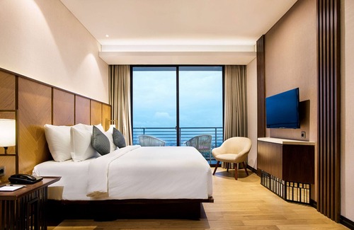 Oro Oro Ombo Hotel | Golden Tulip Holland Resort
