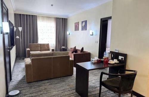 Ibadan Hotel | Golden Tulip Ibadan