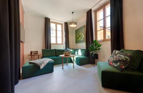 Caldaro Sulla Strada del Vino Apartment | Goldengel Design - Suiten im historischen Ortskern von Kaltern