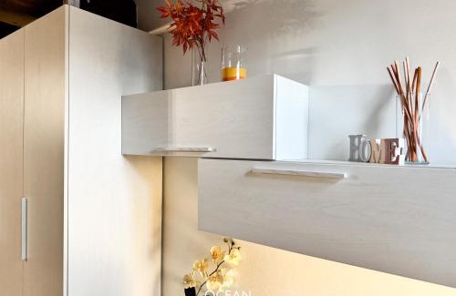 Old Town Apartment | GoldenSuitesItaly I Moderno Monolocale in Centro Storico Mantova