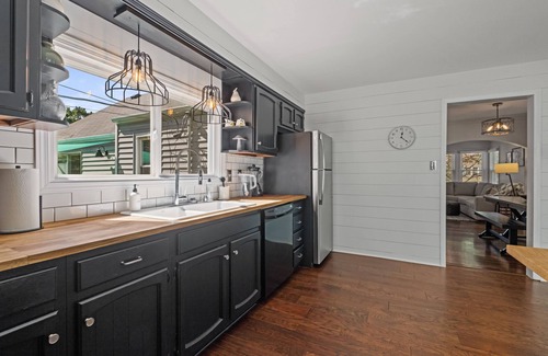 Merriam House | Goldfinch - Large Home + Walkable + Fire Pit
