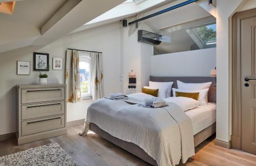 Niendorf Apartment | Goldmädchen 93 - Honeymoon Suite