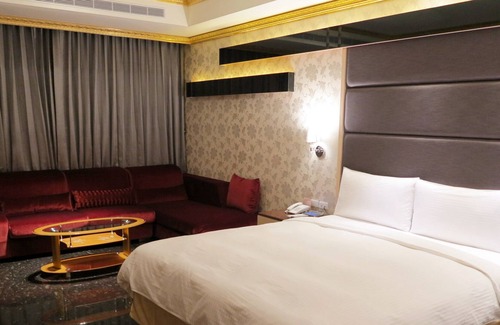 North District Hotel | Goldsand Hotel