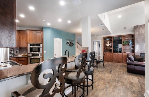 Crownridge of Texas House | Golf at LaCantera and Enjoy the View