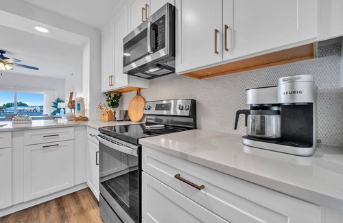 Waterside Village Condo | Golf Cart, Canal Views, Beach Service, Pool, Hot Tub