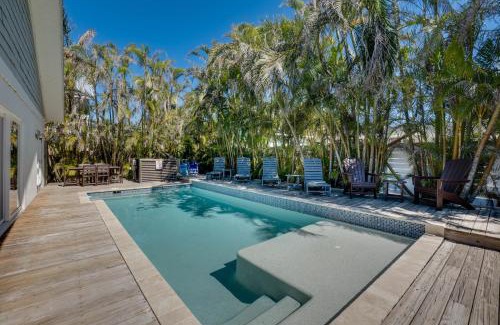 Anna Maria House | Golf Cart included! Short walk to the Beach on the Peaceful North End