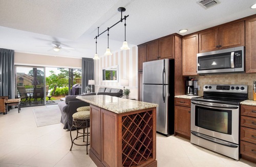 Sandestin House | Golf cart, newly renovated villa, pet friendly!