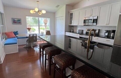 Sarasota Apartment | Golf Course Active Community