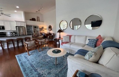 Sarasota Apartment | Golf Course Active Community