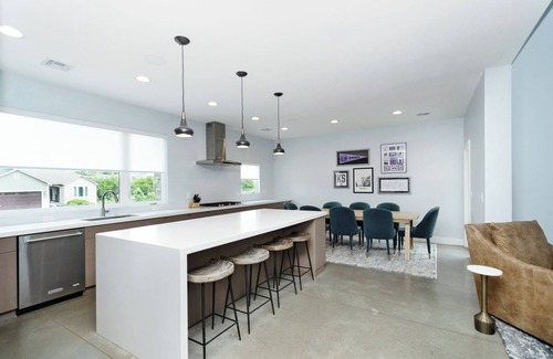 Manhattan House | Golf Course Getaway