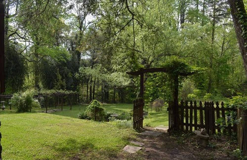 Mount Airy House | Golf course vews, pond and a relaxing yard for your family