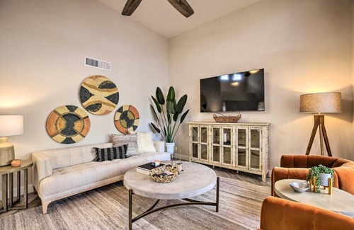 Surprise House | Golf Course View, Community Perks Surprise Home