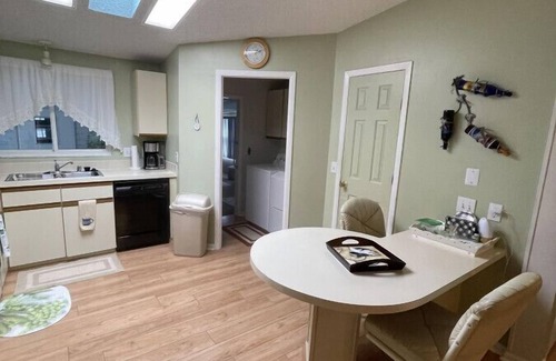 The Villages Villa | Golf Course View, Minutes to Spanish Springs