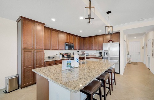 Braden River Condo | Golf Enthusiast's Paradise - Private Condo, Heated Pool, Tennis, Fitness Center, Gated Community!