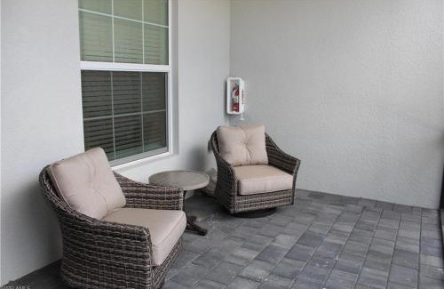 Immokalee House | Golf HOA Pool and many activities
