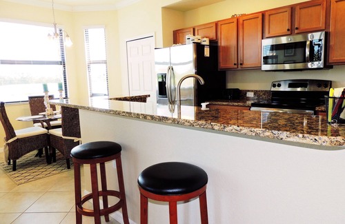 Bradenton Condo | Golf, Lake, Paradise!