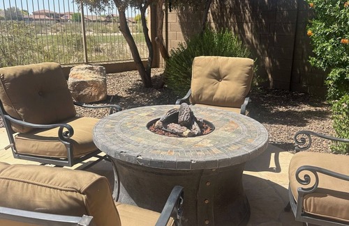 Estrella Mountain Ranch House | Golf- Mountain- Desert Views w/Heated Pool & Jacuzzi