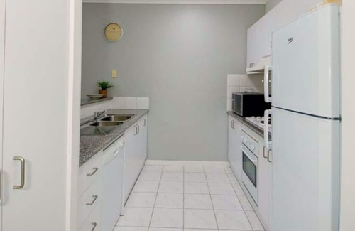 Mulwala Apartment | Golf Views 2 bedroom Unit - walk to everything in Mulwala / Yarrawonga