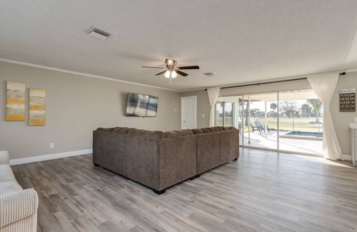 Melbourne House | GolfFront 4 Bed/3Bath Renovated Pool Home Sleeps14