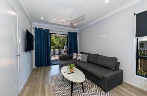Rosslea Apartment | Golfview Retreat