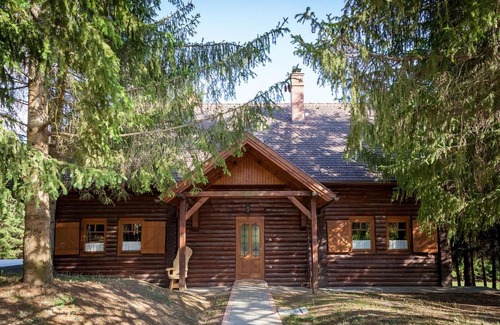 Ispank House | Golomán Gerendaház és Vendégház