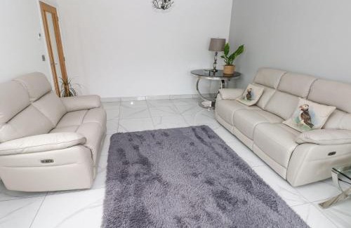 Little Haven House | Golygfa Hafan