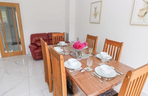 Little Haven House | Golygfa Hafan