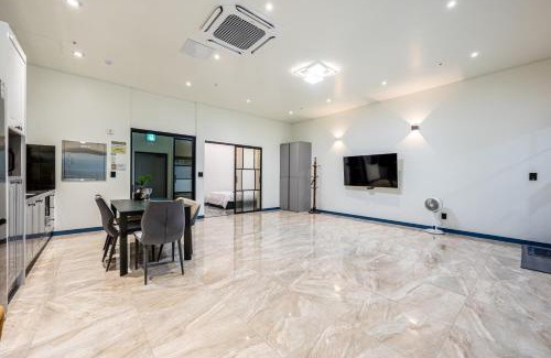 Chajakpawi Villa | Gongju Forest Stay Pool Villa