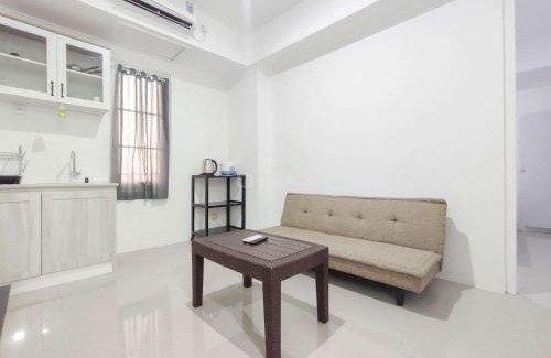 Jatingaleh Apartment | Good Deal 1BR at Paltrow City Apartment By Travelio