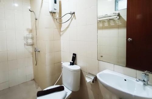Panakkukang Apartment | Good Deal and Comfy 1BR Vida View Apartment By Travelio
