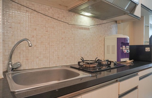 Kayu Putih Apartment | Good Deal And Cozy Stay Studio Room Tifolia Apartment