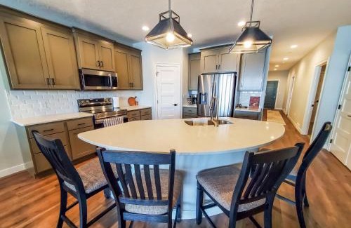 Arnolds Park Apartment | Good Vibes Only in the Stillwater