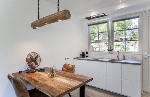 Zandvoort Apartment | Good Vibes Romantic Studio incl. free private parking