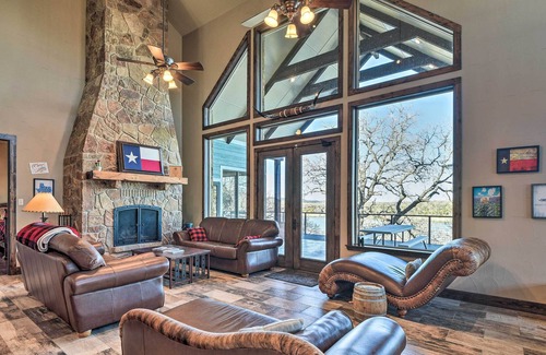 Gordon House | Gordon Home on Palo Pinto Creek Lake!