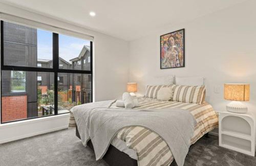 Henderson House | Gorgeous 2 Bed Henderson Stay